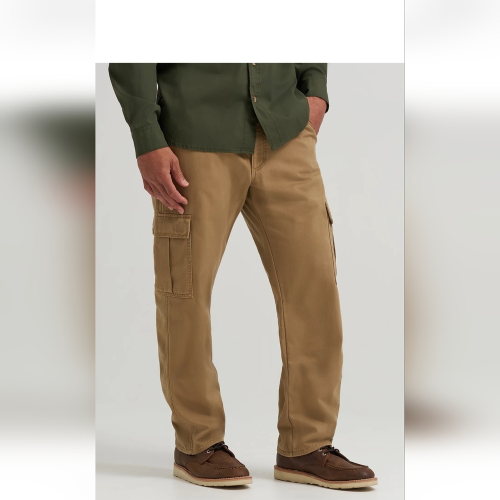 NWT Wrangler Fleece Lined Cargo Pants